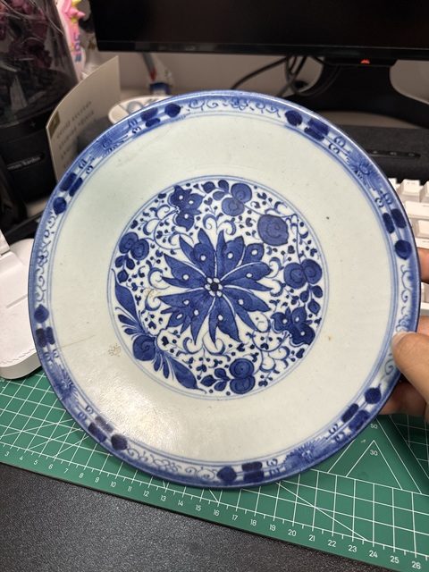 古玩陶瓷盤真品鑒賞圖
