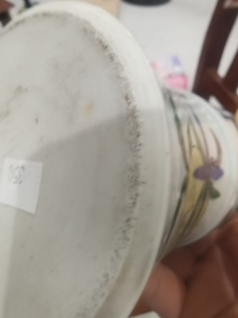 古玩陶瓷青花五彩三多紋截口花觚真品鑒賞圖