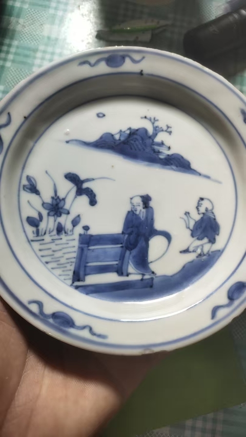 古玩陶瓷日本江戶青花山水人物折沿盤真品鑒賞圖
