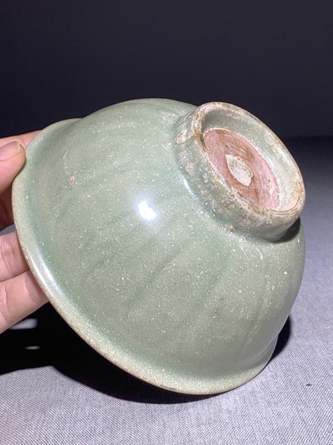 古玩陶瓷【館藏級精品】元:龍泉青瓷刻仰蓮紋碗【頂級龍泉梅子青釉】拍賣,當前價格0元