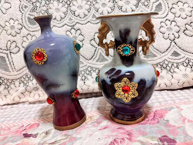 古玩陶瓷鈞窯鑲嵌寶石瓶真品鑒賞圖