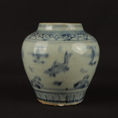 古玩陶瓷魚藻紋青花罐真品鑒賞圖