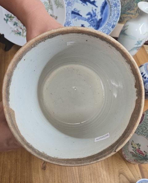 古玩陶瓷豆青釉加白尊真品鑒賞圖