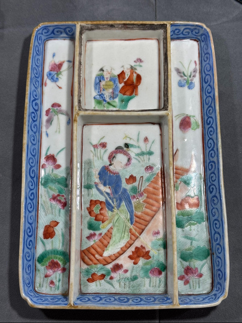 古玩陶瓷人物紋粉彩格盤真品鑒賞圖