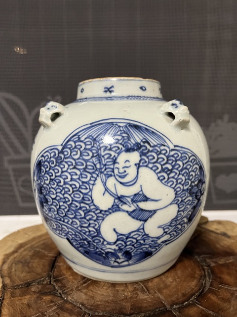 古玩陶瓷青花連生貴子圖四系壺拍賣，當前價格2500元