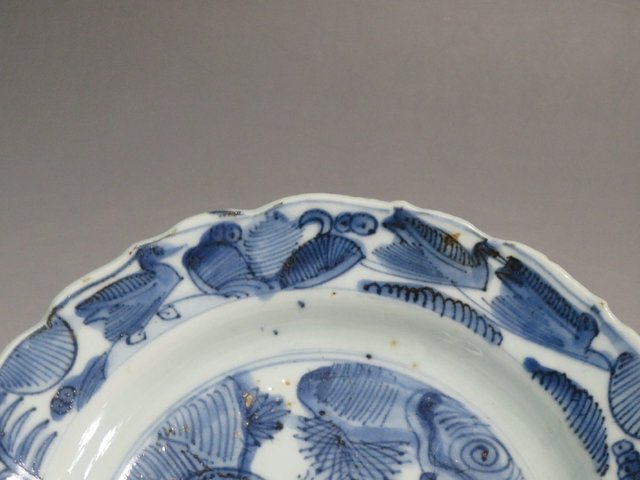 古玩陶瓷雙鹿紋青花盤真品鑒賞圖