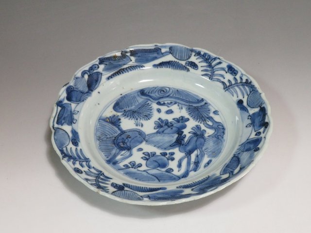 古玩陶瓷雙鹿紋青花盤真品鑒賞圖