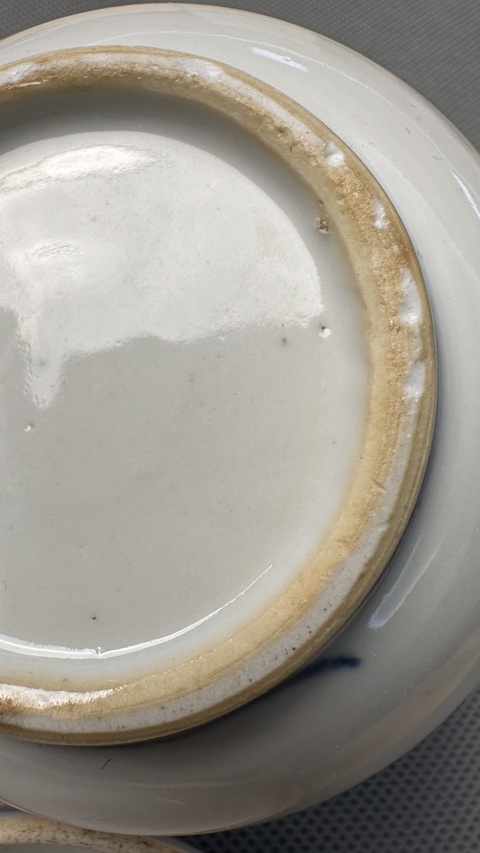 古玩陶瓷粉彩花卉紋粉盒真品鑒賞圖