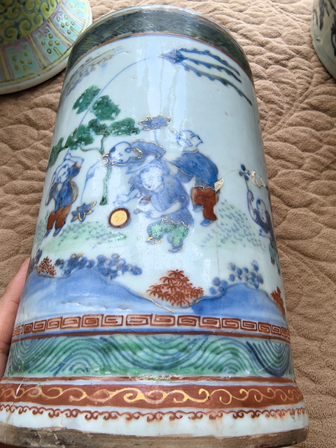 古玩陶瓷明崇禎青花五彩嬰戲經(jīng)筒拍賣,當(dāng)前價(jià)格39999元
