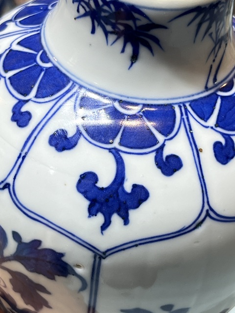 古玩陶瓷花鳥紋青花瓶真品鑒賞圖