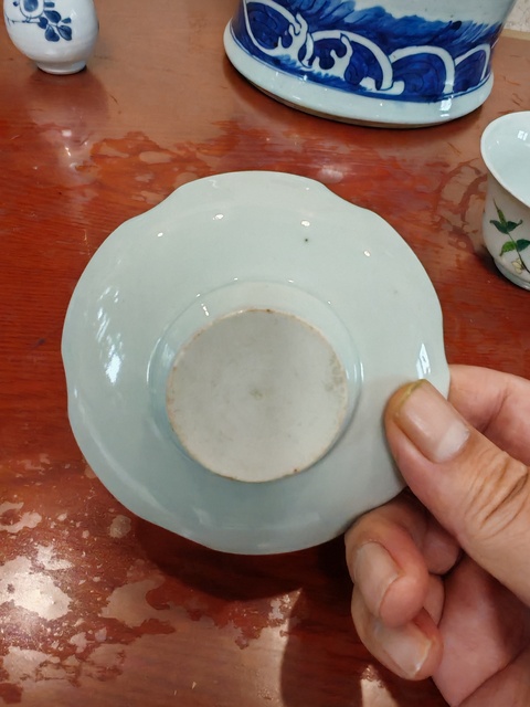 古玩陶瓷粉彩九桃紋蓋碗真品鑒賞圖