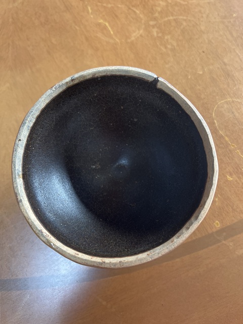 古玩陶瓷芒口圈足覆燒工藝褐釉盞真品鑒賞圖