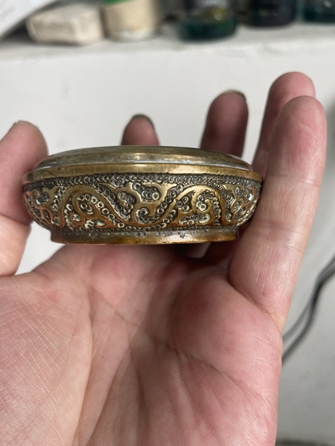 古玩銅器銅香盒真品鑒賞圖