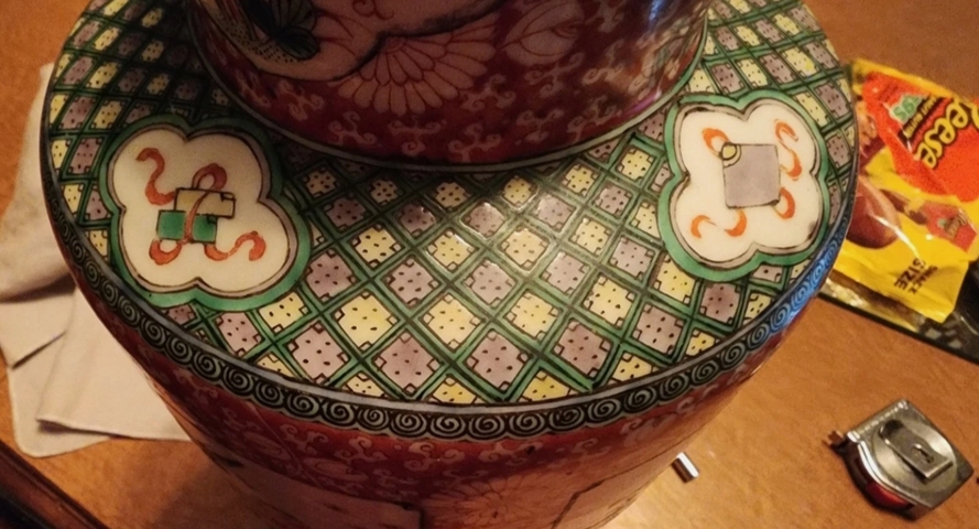 古玩陶瓷五彩花鳥紋棒槌瓶真品鑒賞圖