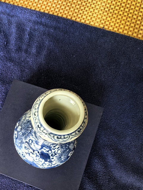 古玩陶瓷青花洗口瓶真品鑒賞圖