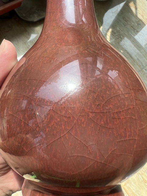古玩陶瓷郎紅釉撇口瓶真品鑒賞圖