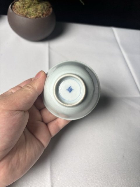 古玩陶瓷白釉杯真品鑒賞圖