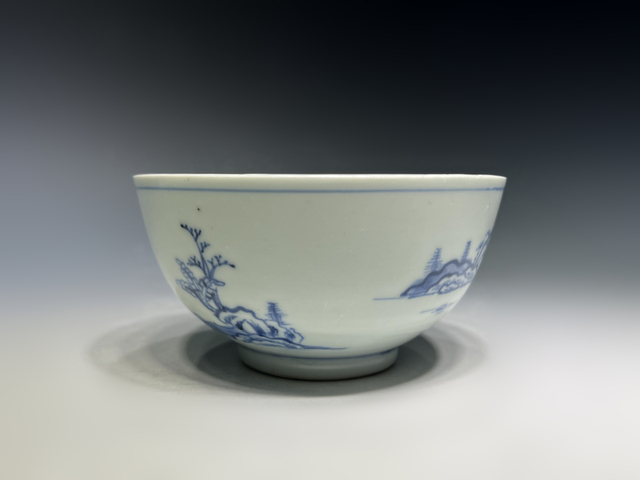 古玩陶瓷清中早·“南京號”青花山水樓閣紋碗真品鑒賞圖