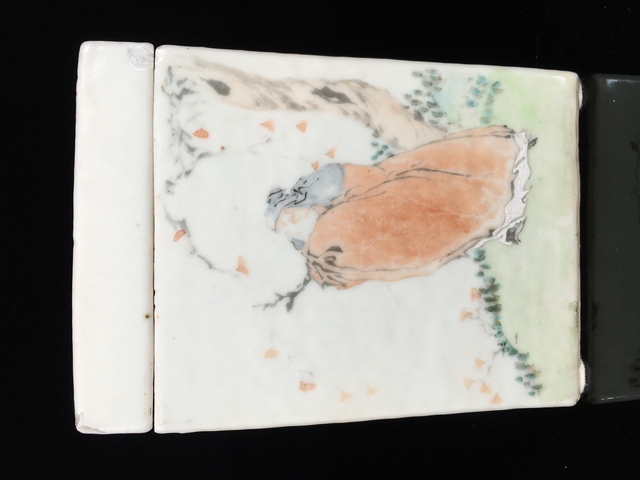 古玩陶瓷淺絳彩四方人物蓋盒真品鑒賞圖