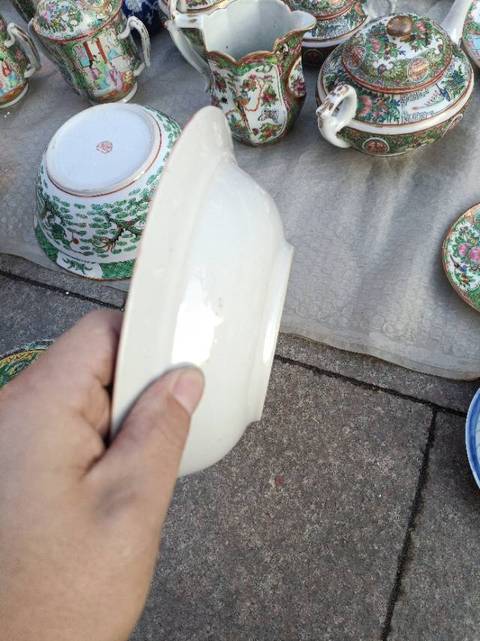 古玩陶瓷黃地龍紋蓋鍋拍賣,當前價格2188元