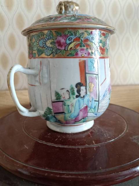 古玩陶瓷人物花繪雙耳搪缸真品鑒賞圖