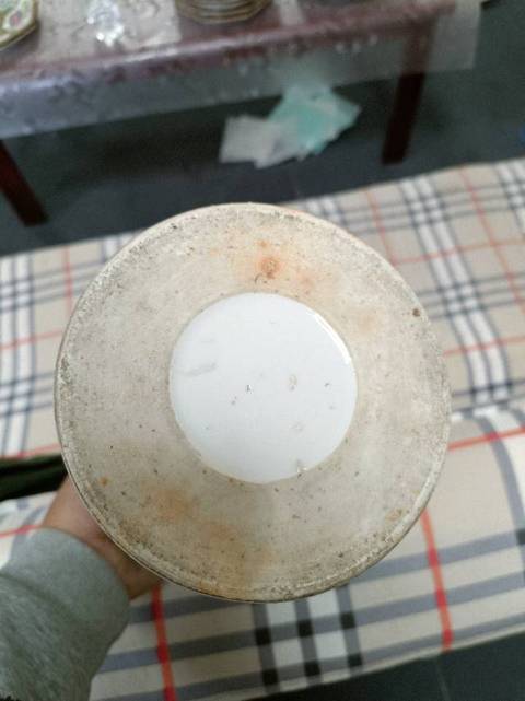 古玩陶瓷人物歡天喜地帽桶真品鑒賞圖