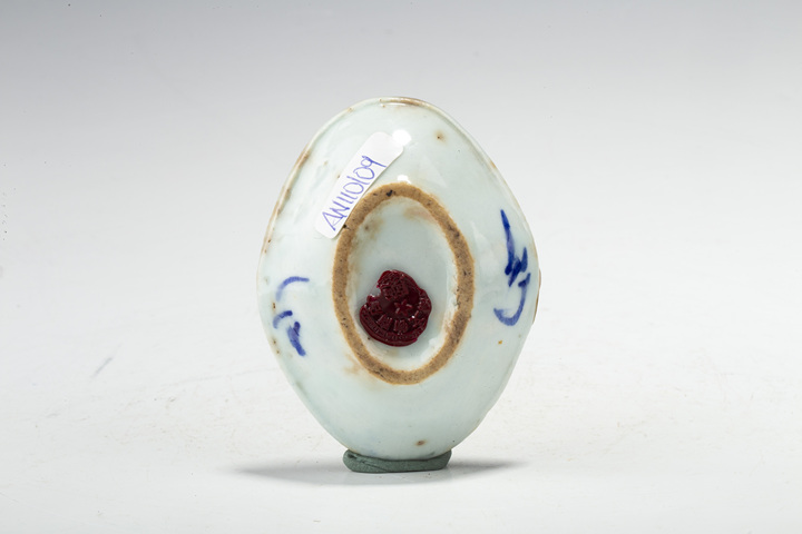 古玩陶瓷民國·青花花卉紋海棠形筆舔
真品鑒賞圖