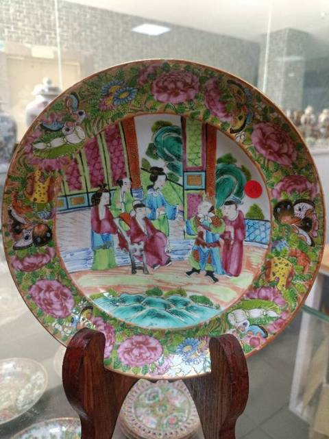 古玩陶瓷仕女人物賞盤真品鑒賞圖