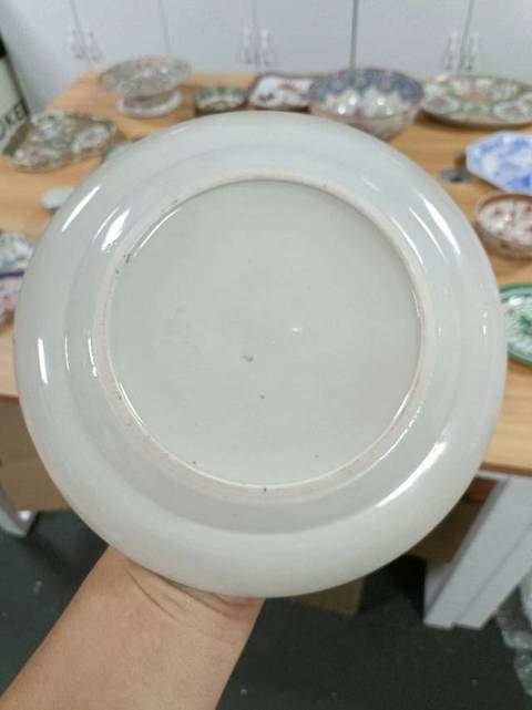 古玩陶瓷人物廣彩花繪盤真品鑒賞圖