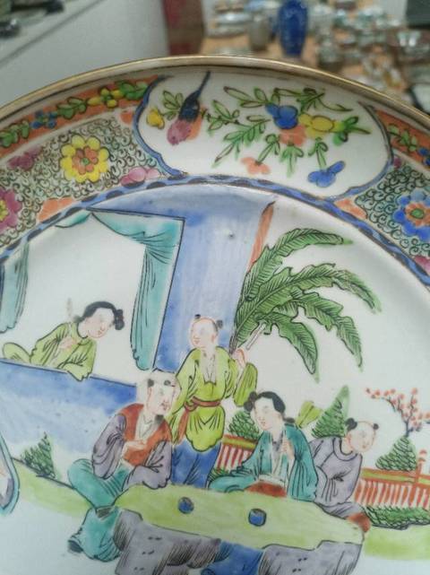 古玩陶瓷人物廣彩盤真品鑒賞圖