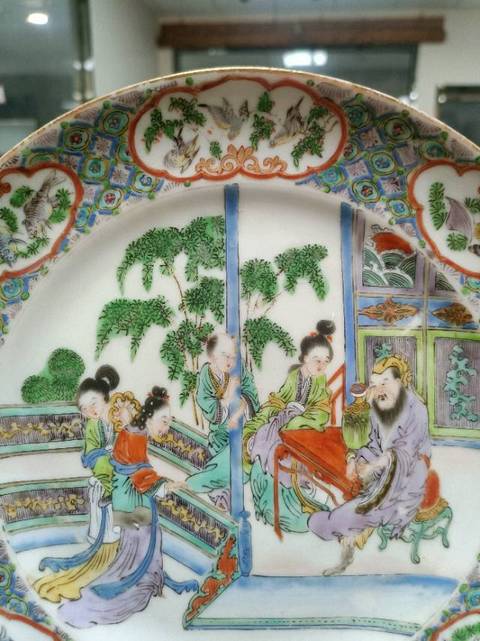 古玩陶瓷廣彩人物盤真品鑒賞圖