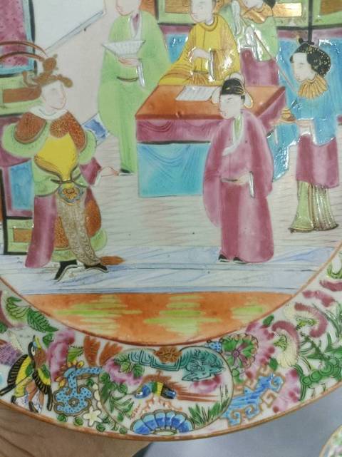 古玩陶瓷廣彩人物盤(pán)拍賣，當(dāng)前價(jià)格2388元