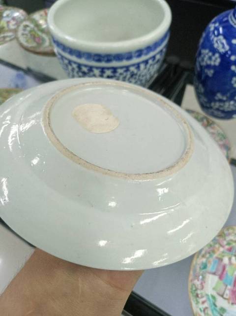 古玩陶瓷廣彩人物盤(pán)拍賣，當(dāng)前價(jià)格2388元