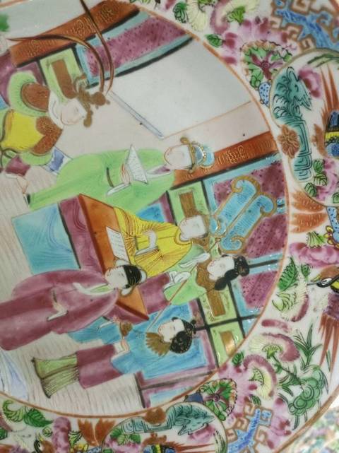 古玩陶瓷廣彩人物盤(pán)拍賣，當(dāng)前價(jià)格2388元