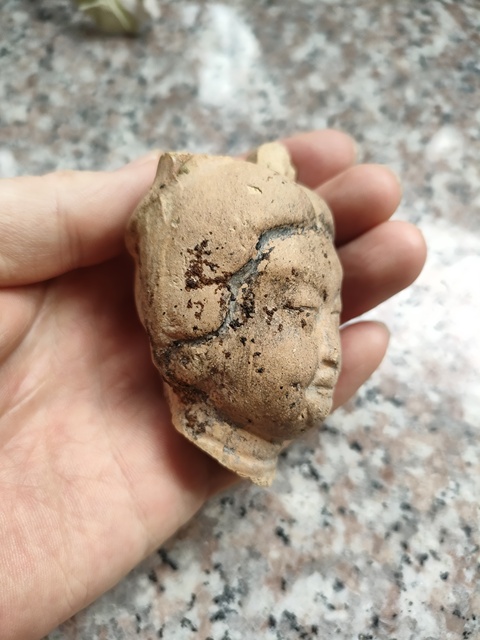 古玩陶瓷陶俑頭拍賣,當前價格2000元