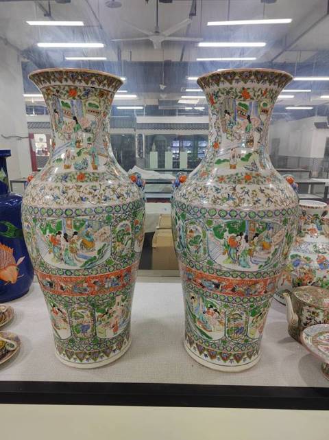 古玩陶瓷獸耳橄欖瓶真品鑒賞圖