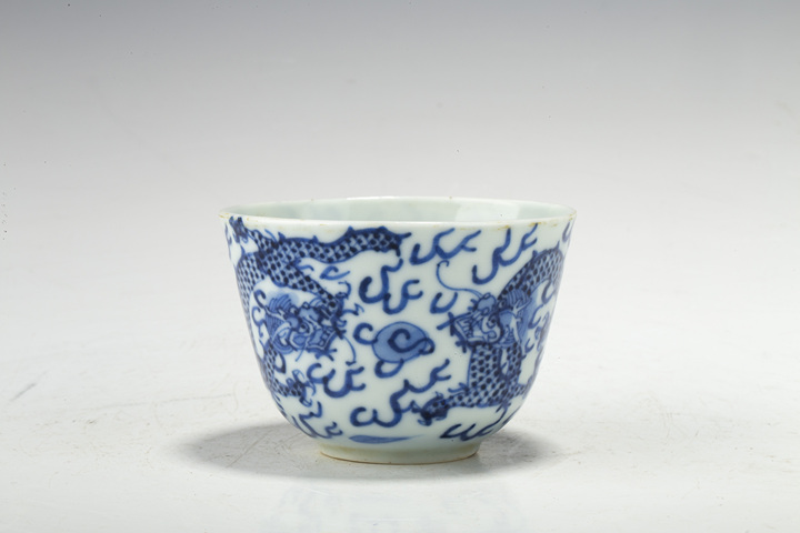 古玩陶瓷清晚·青花云龍紋杯拍賣,當前價格864元