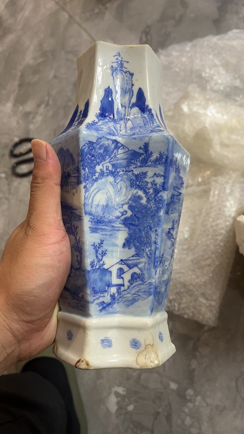 古玩陶瓷青花貼畫山水圖雙聯瓶真品鑒賞圖