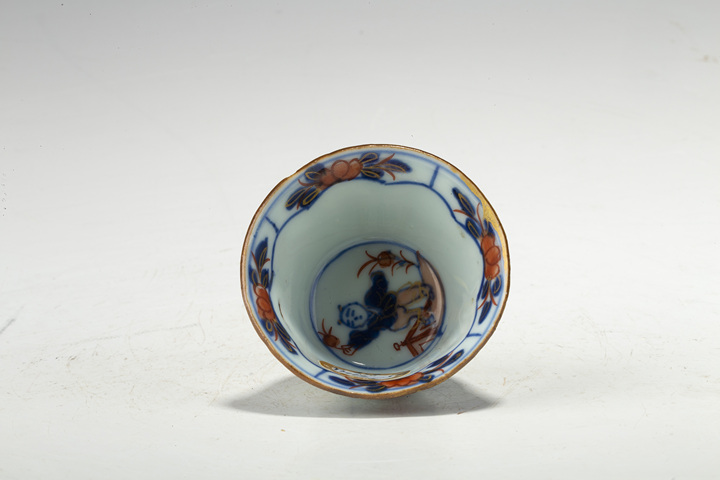 古玩陶瓷清康熙·青花礬紅開窗花卉嬰戲紋杯碟拍賣，當前價格2068元