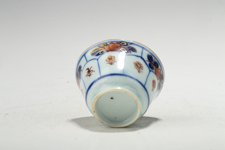 古玩陶瓷清康熙·青花礬紅開窗花卉嬰戲紋杯碟拍賣，當前價格2068元