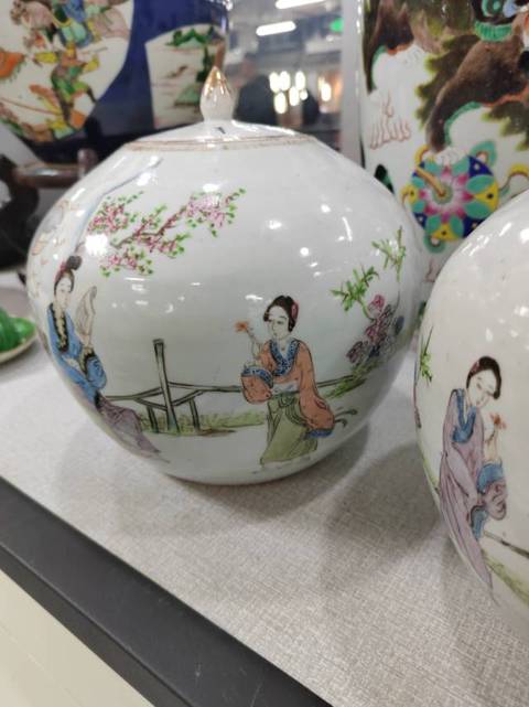 古玩陶瓷粉彩人物西瓜罐真品鑒賞圖