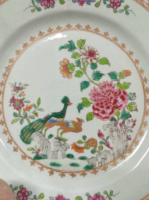 古玩陶瓷粉彩花卉盤拍賣，當(dāng)前價(jià)格2588元