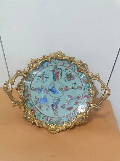 古玩陶瓷豆青粉彩果盤真品鑒賞圖