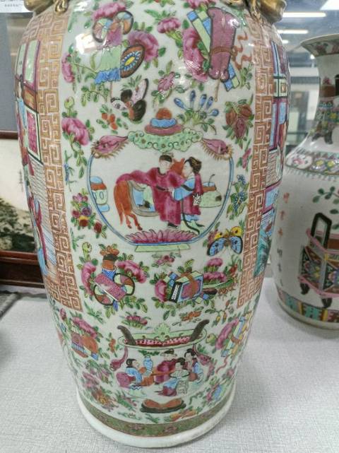 古玩陶瓷廣彩人物大賞瓶真品鑒賞圖