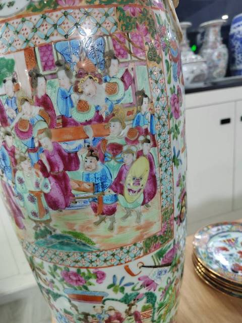 古玩陶瓷廣彩大賞瓶拍賣,當前價格6666元