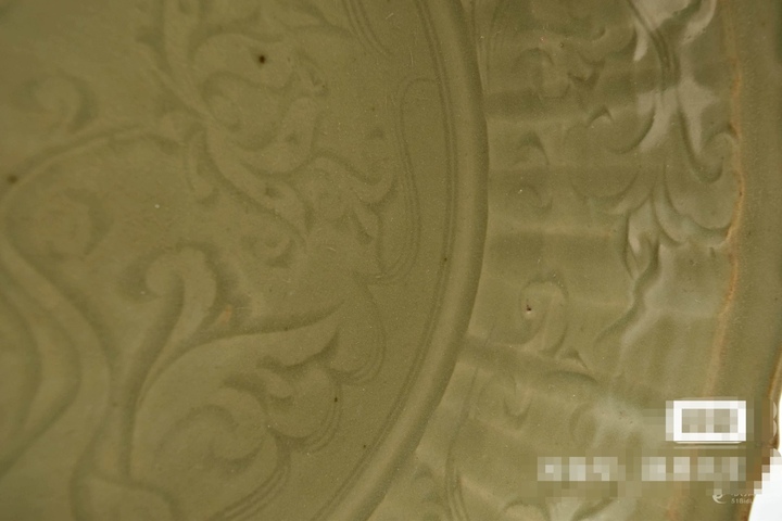 古玩陶瓷龍泉青瓷處州刻花盤真品鑒賞圖