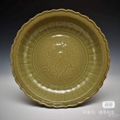 古玩陶瓷龍泉青瓷處州刻花盤真品鑒賞圖