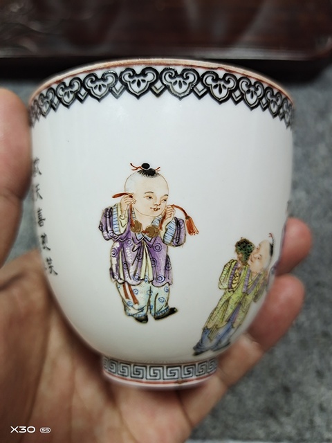 古玩陶瓷民國 粉彩人物杯真品鑒賞圖