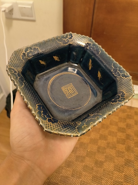 古玩陶瓷祭藍描金方盤真品鑒賞圖
