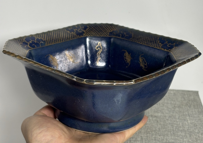 古玩陶瓷祭藍描金方盤真品鑒賞圖